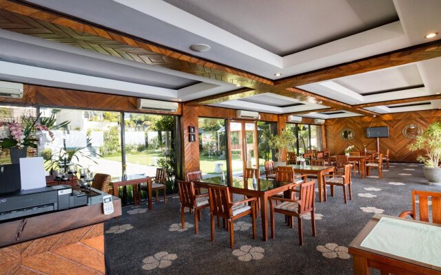 Airis Luxury Villas & Spa