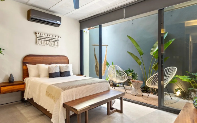 Searena Boutique Condos - Adults Only