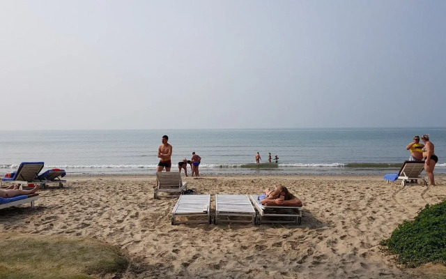 Sun & Sands Beach Hotel