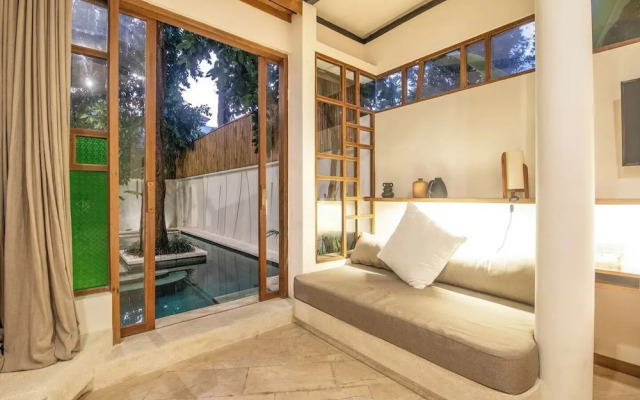 Stylish 2-br Villa With Pool, 800m Canggu Beach