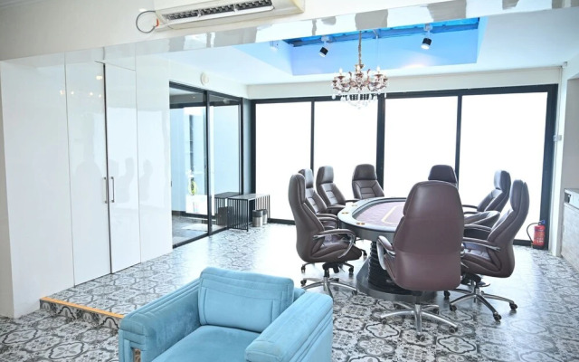 Urvi Banquets & Guest House