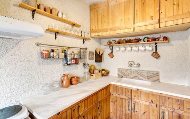 Mesodokia Homes