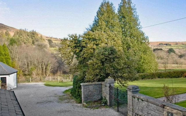Lower Hameldown-UK12424