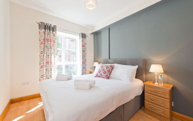 Sweet Inn - ContemporaryCharlotteQuay II