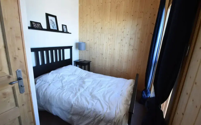 Splendid Chalet in Chamrousse With TV