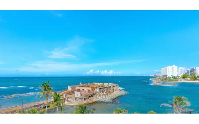414 Pelican Villa by the Laguna