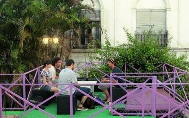 Black Cat Hostel