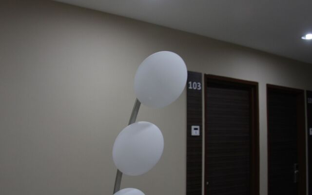 Azio Hotel & Residences