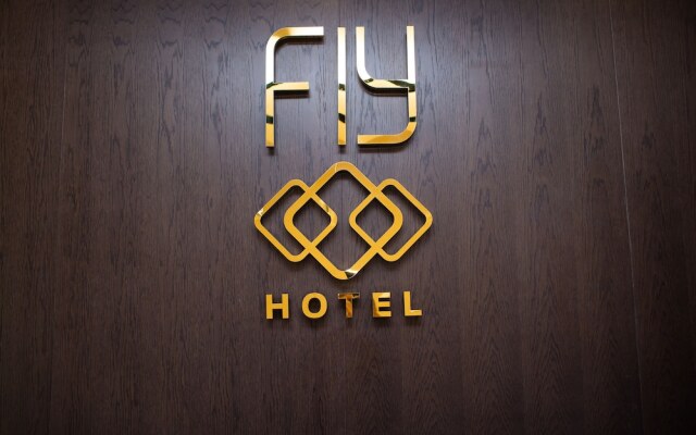 Fly Hotel