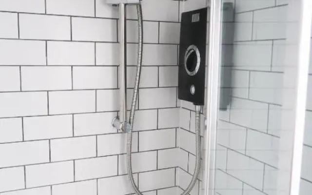 The Annexe - Private, Self-Contained with Parking (Adults Only)