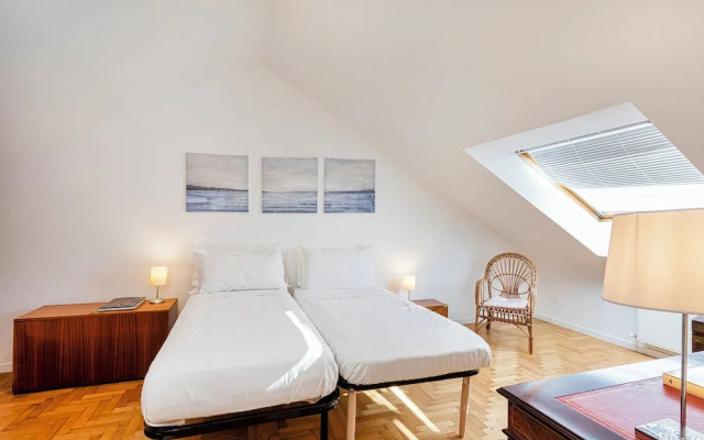 Seaview Apartment with Garden in Recco