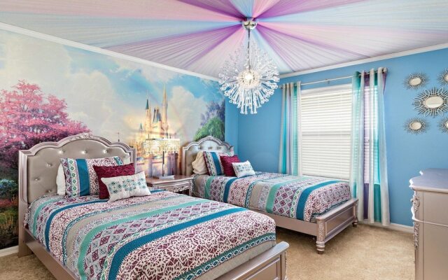 No Rear Neighbor 6BR Villa Private Pool Spa Disney