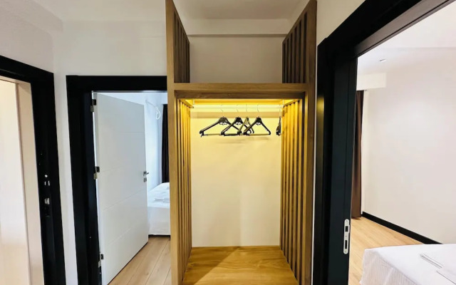 Rose Point Residence
