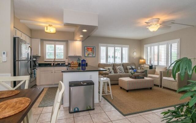 AM Beach Place Unit 3