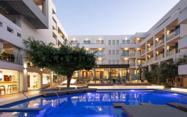 Atrium Ambiance Hotel