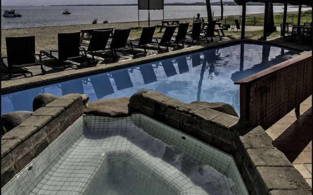 Travellers Beach Resort