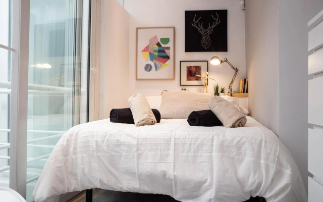 SANTA CRUZ, 1 min Catedral