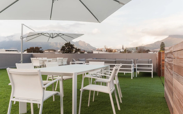 107 Dorpstraat Boutique Hotel