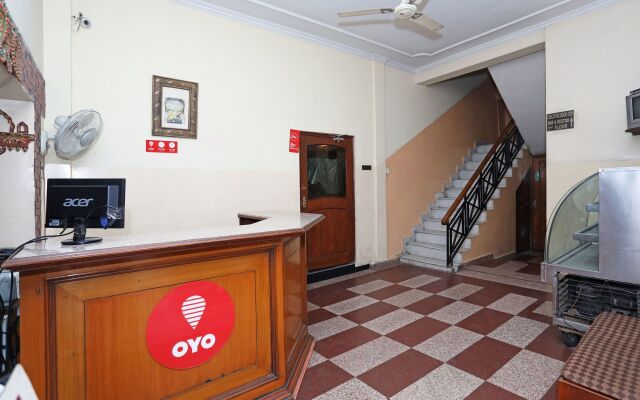 OYO Flagship 10282 Hotel Rishi