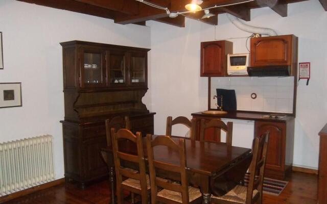 Apartamentos La Casona De Vidiago