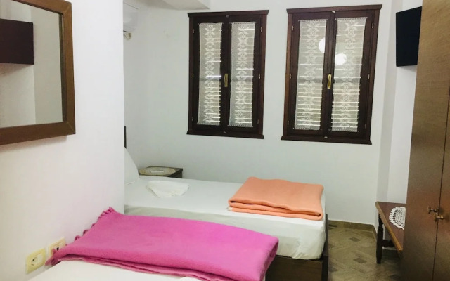 Denis Guest House