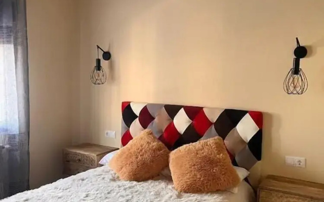 Casas Del Barranco De La Hoz