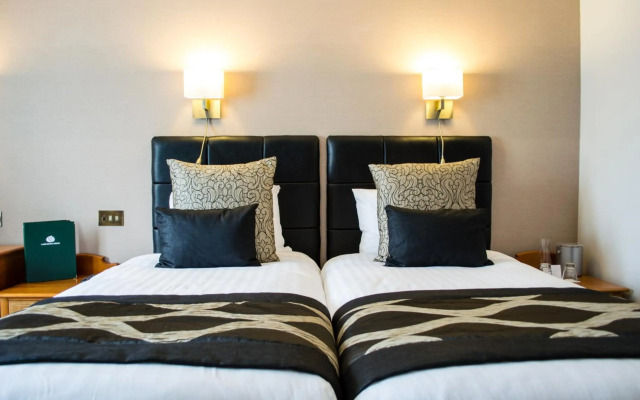 Lancaster House Hotel