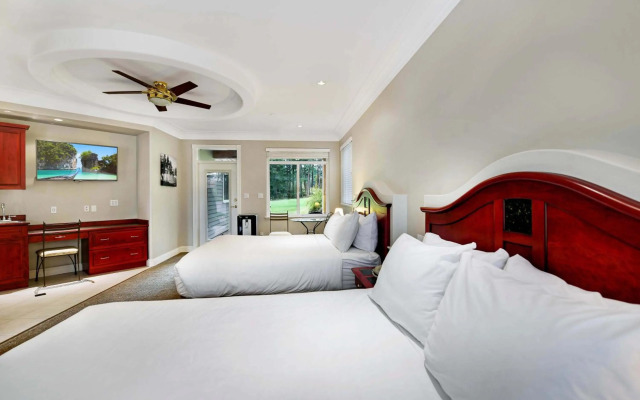 Crown Isle Resort and Golf Community