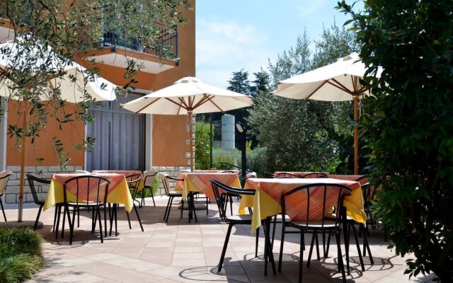 Hotel 2 Palme