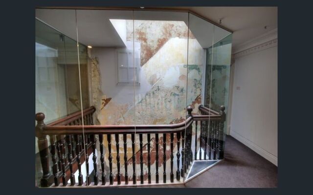 Potts Point Apartment in the Manor