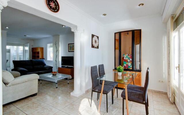 Casa Villa Requesens 139- Barneda Premium