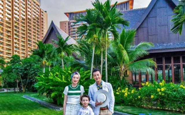 Mangrove Tree Resort World Sanya Bay - King and Queen Palm Towers