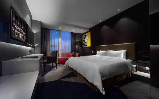 Gallery F Hotel