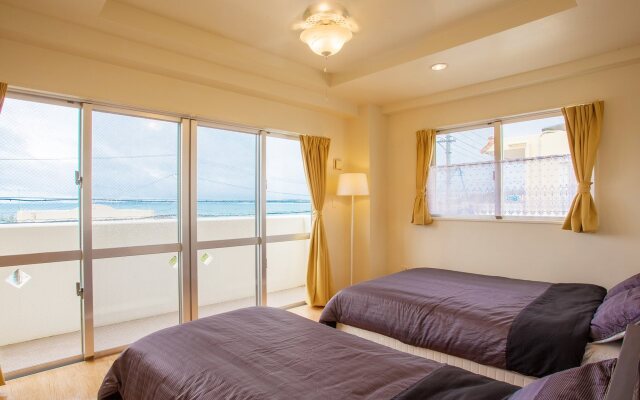 Kariyushi Condominium Resort Kin Beach Side House Gracia