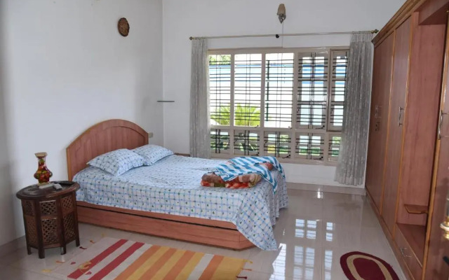 C2 homestay