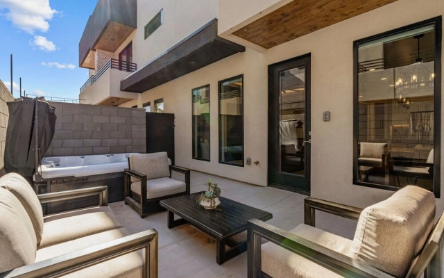 Sundance Den 3 Bedroom Home