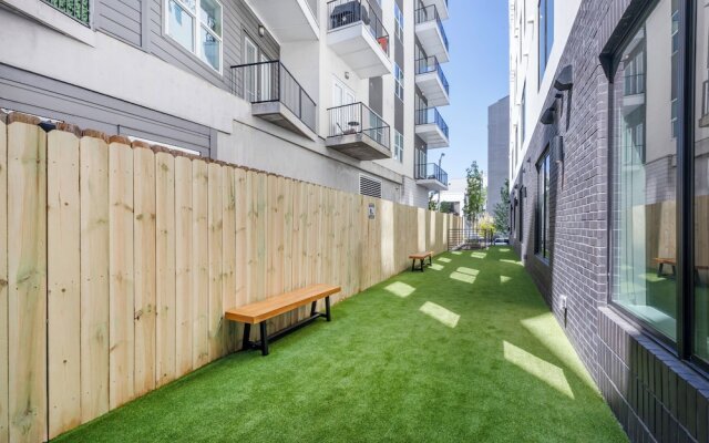 Motif on Nashville's Music Row