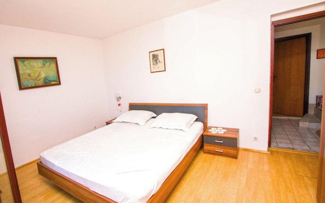 Apartment Luce