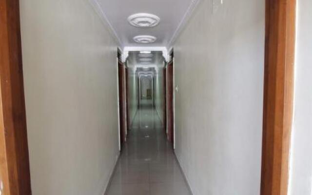 Hotel Ajantha Palace