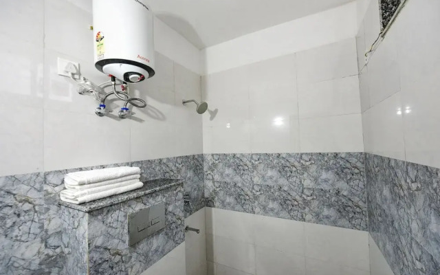 Fabhotel K2 Residency