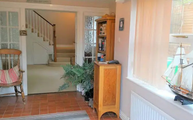 Cranleigh Bed  Breakfast