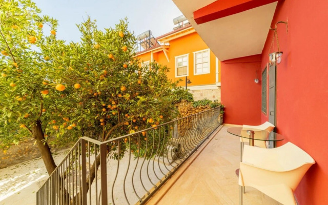 Fascinating Hotel Room Near Hadrian s Gate