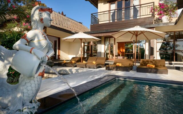 Balangan Beach Villa