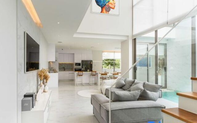 The Residence Pool Villa