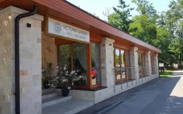 Victoria Garden Hotel és Étterem