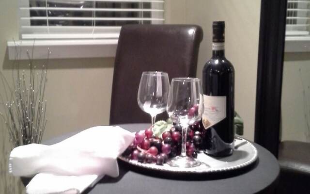 Suite Amour Hobby Farm and B & B