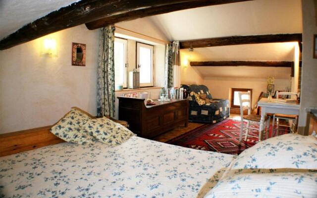 Le Mas De La Cigale Bleue, Caumont Sur Durance