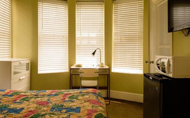 Vantaggio Suites Abigail