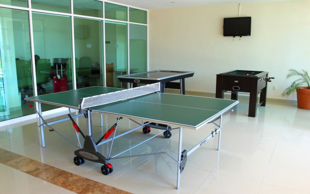 Astur Hotel y Suites