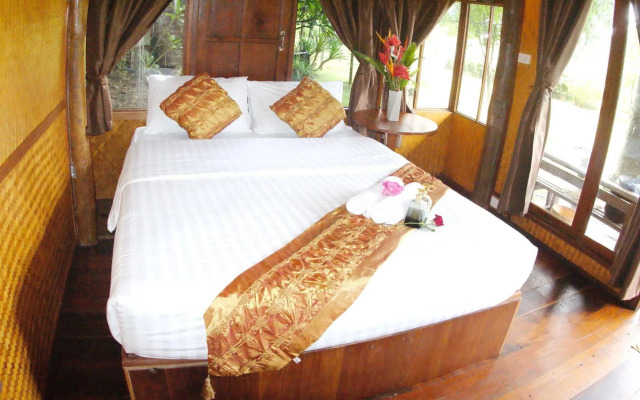 Pai Treehouse Resort